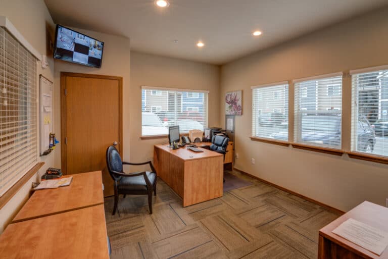 Macintosh Court Apartments Washington Neider Properties